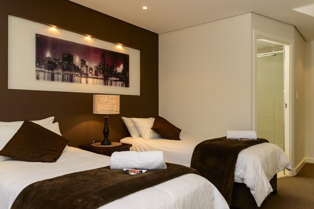 Biggy Best Boutique Hotel & Self Catering Cottages 호윅 객실 사진