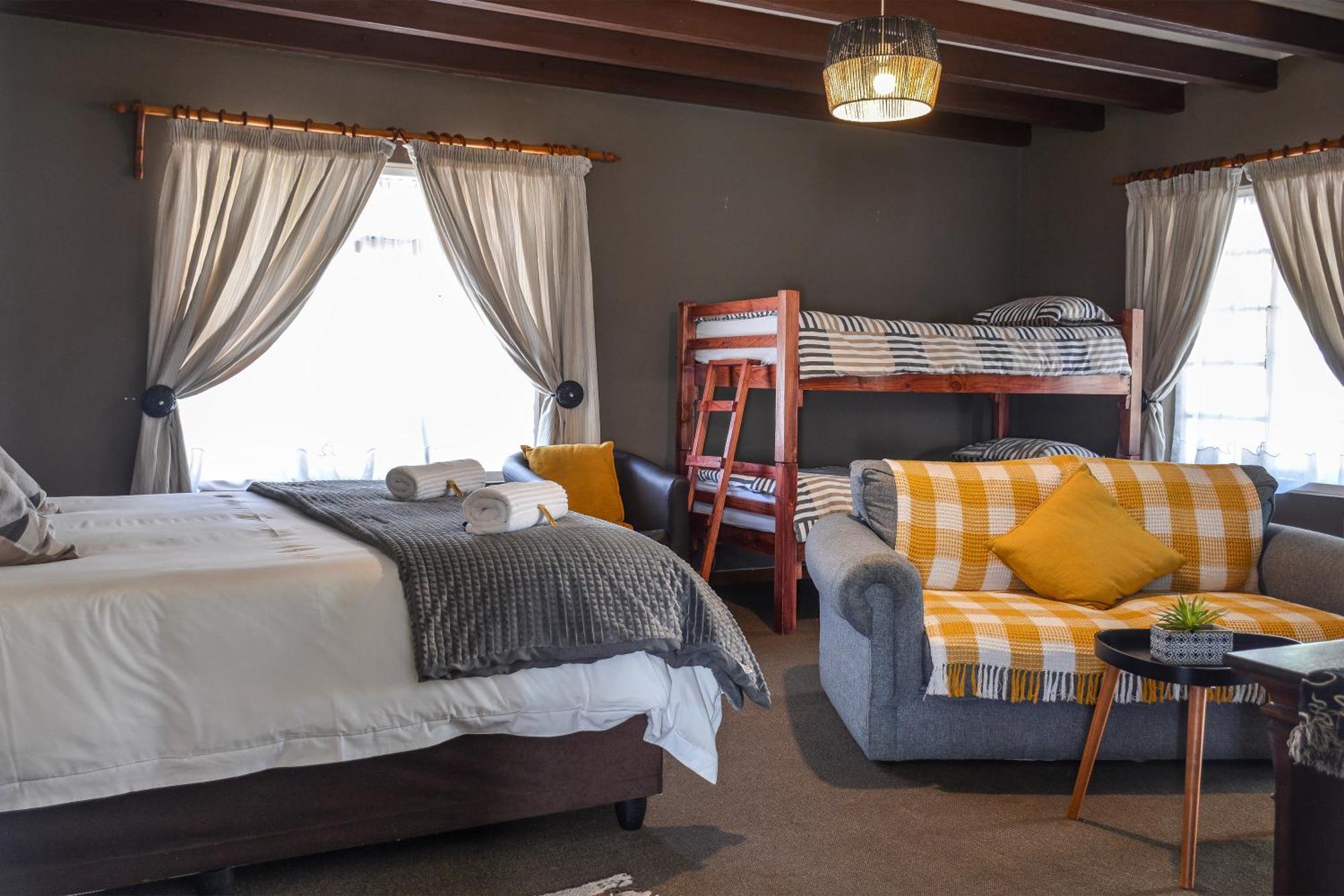 Biggy Best Boutique Hotel & Self Catering Cottages 호윅 외부 사진