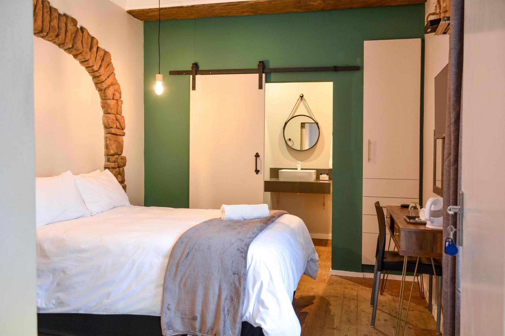 Biggy Best Boutique Hotel & Self Catering Cottages 호윅 외부 사진