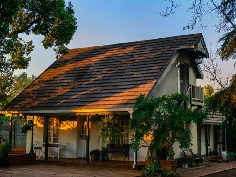 Biggy Best Boutique Hotel & Self Catering Cottages 호윅 외부 사진