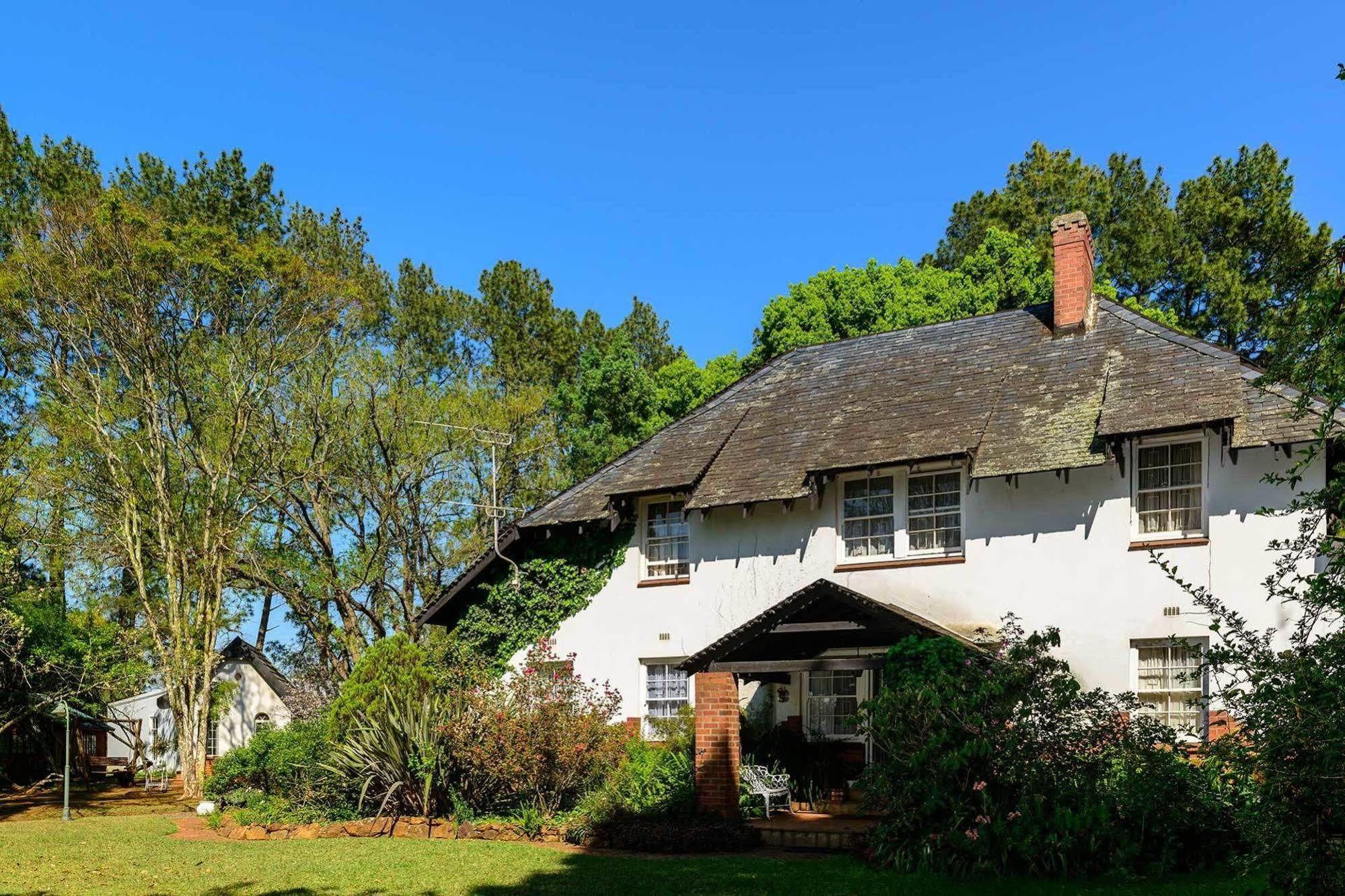 Biggy Best Boutique Hotel & Self Catering Cottages 호윅 외부 사진