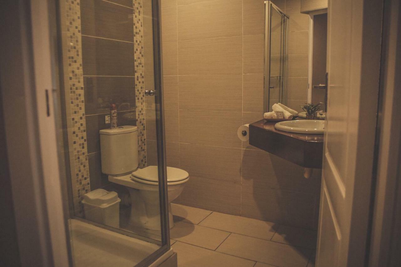 Biggy Best Boutique Hotel & Self Catering Cottages 호윅 외부 사진