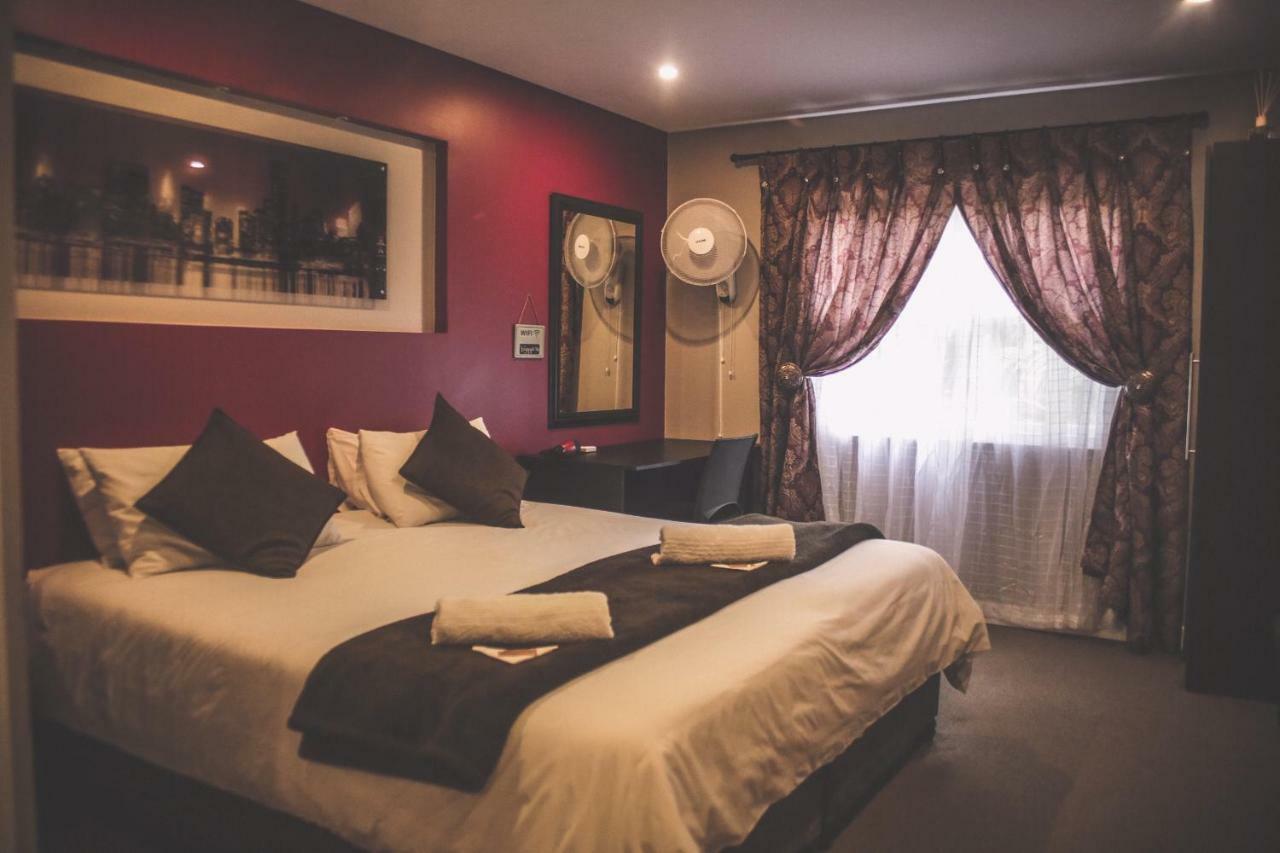 Biggy Best Boutique Hotel & Self Catering Cottages 호윅 외부 사진