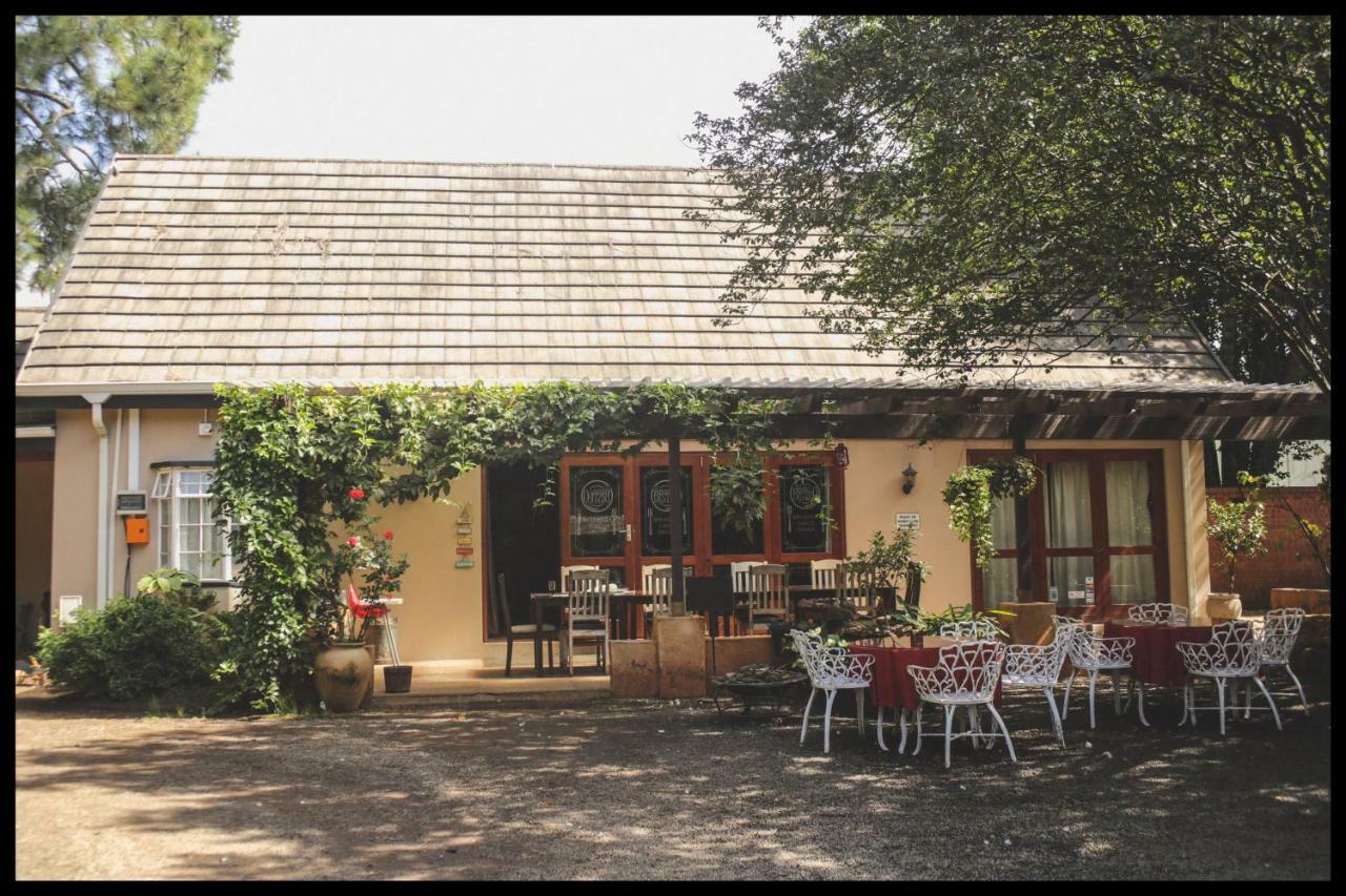 Biggy Best Boutique Hotel & Self Catering Cottages 호윅 외부 사진
