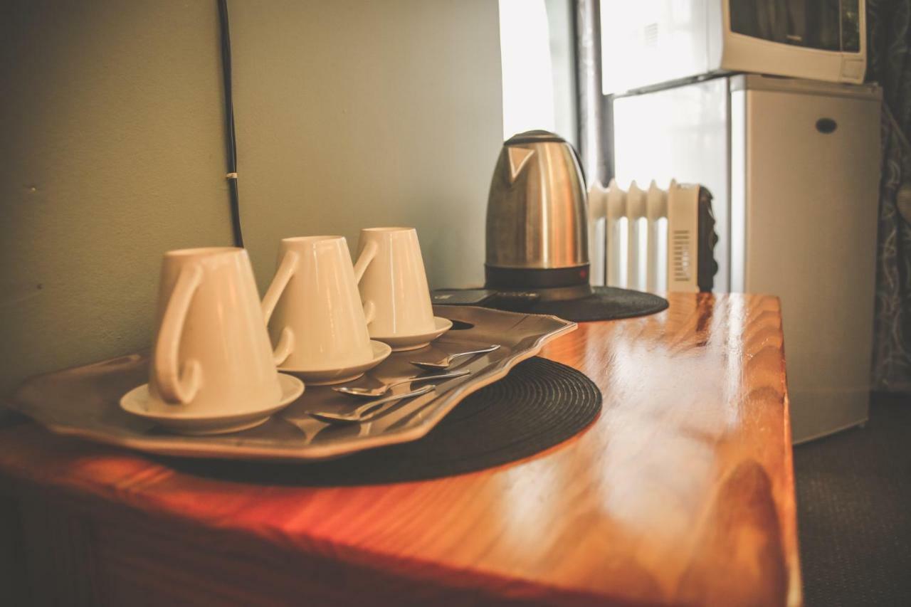 Biggy Best Boutique Hotel & Self Catering Cottages 호윅 외부 사진